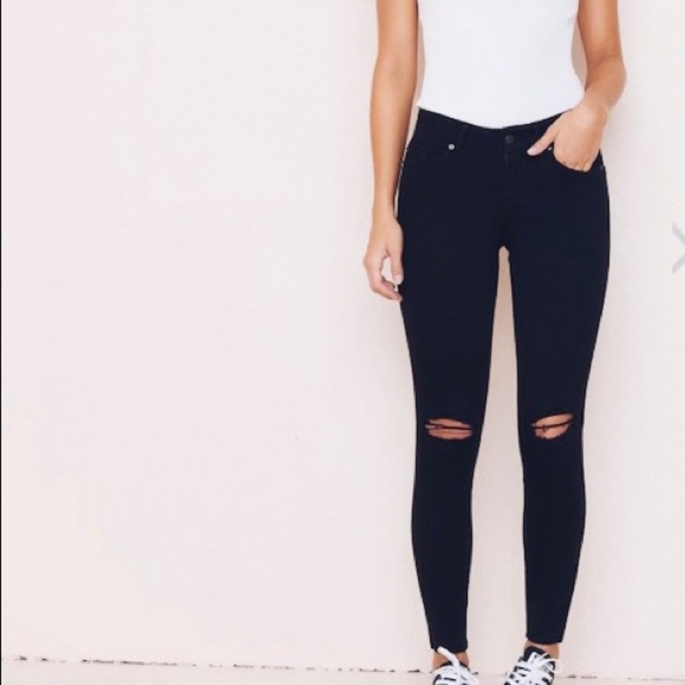 Black Ripped Jeans from Garage